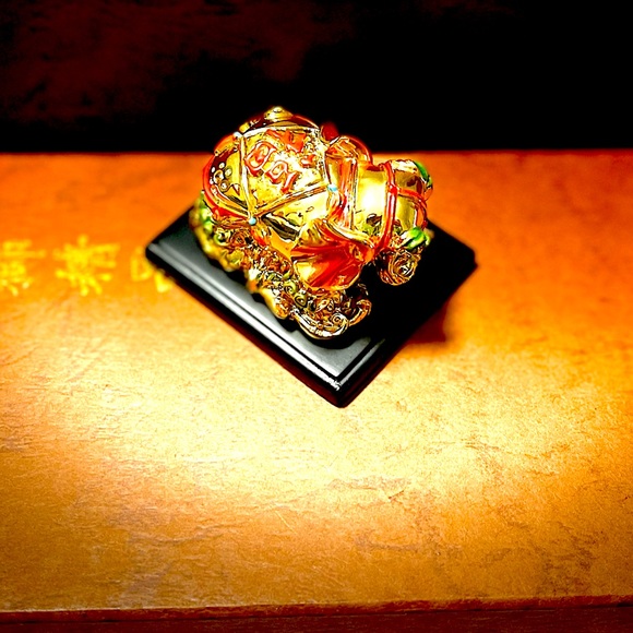 Feng Shui Golden Elephant For The Lunar New Year.  Luck, Protection, Wea… - Picture 3 of 16